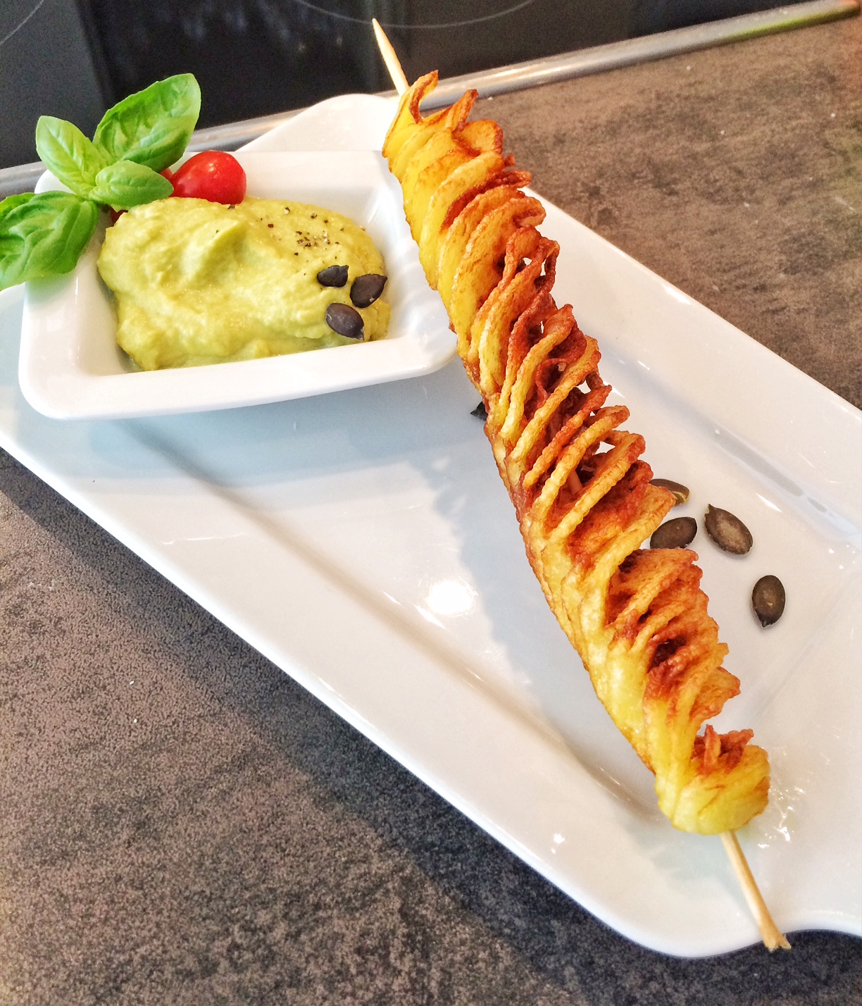Knusprige Kartoffelspiralen mit Kürbis Guacamole (SWR Pfännle 2017 ...