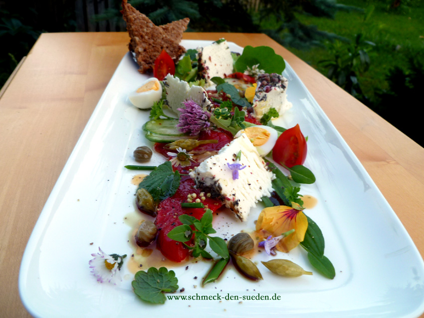 Wildkräutersalate und zweierlei sommerliche Dressing – Schmeck den Süden