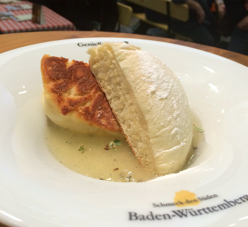 Odenwälder Dampfnudeln mit Apfelmost Soße (Rezept von Marinas Oma)