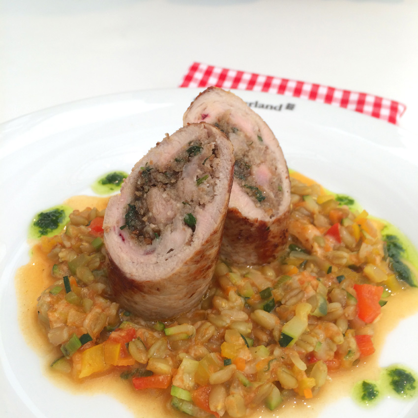 Gefüllte Kalbsröllchen mit cremigem Dinkel-Gemüserisotto – Schmeck den ...