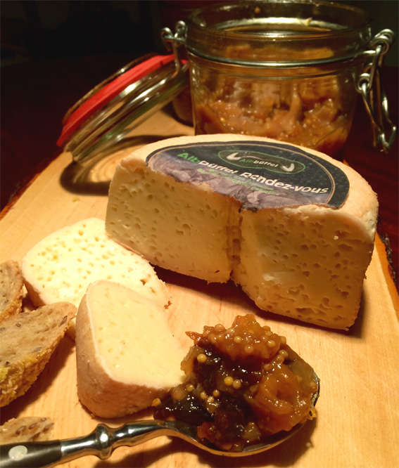 Pikantes Gsälz aus Dörrobst (Chutney) – Schmeck den Süden Pikantes Gsälz aus Dörrobst (Chutney) – Schmeck den Süden