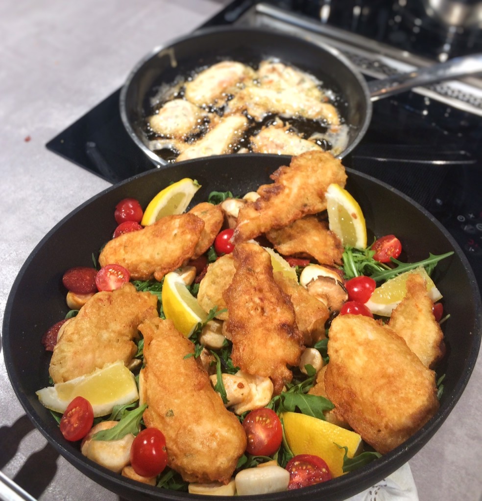 Gebackenes Hühnchen mit Rukola, Champignons und Cocktailtomaten