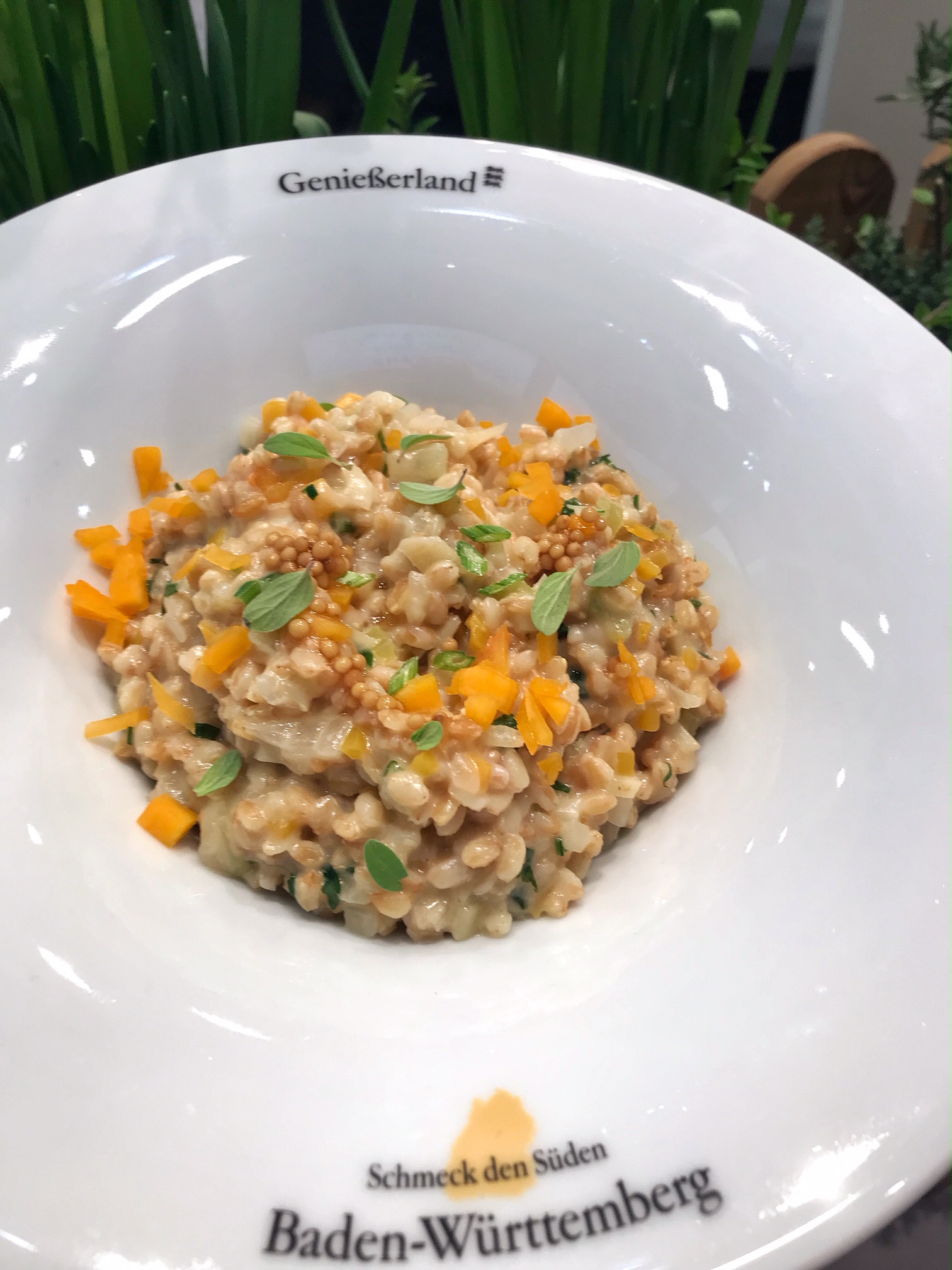Einkorn-Gemüserisotto mit getrockneten Steinpilzen &amp; Majoran – Schmeck ...