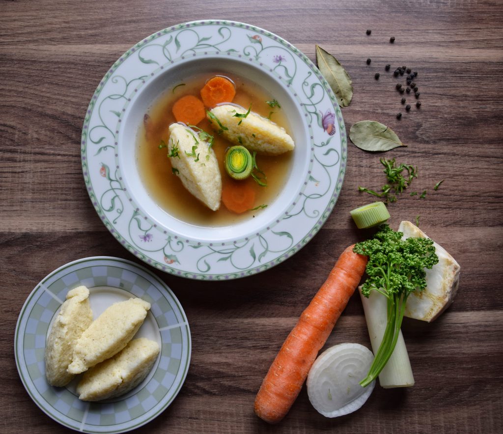 Leibgerichte: Grießnockerl-Suppe