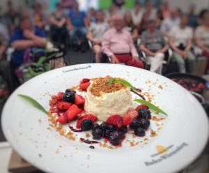 Schnellster Käsekuchen mit Beeren