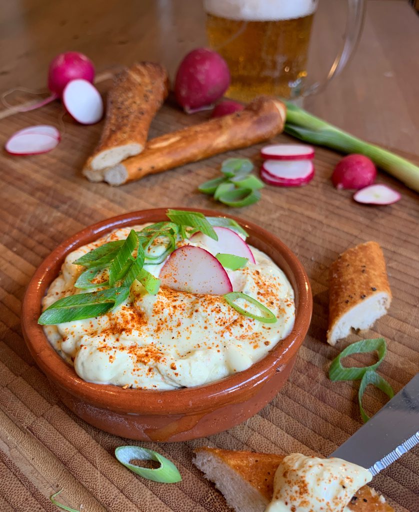 Würziger Senf-Curry-Honig Aufstrich