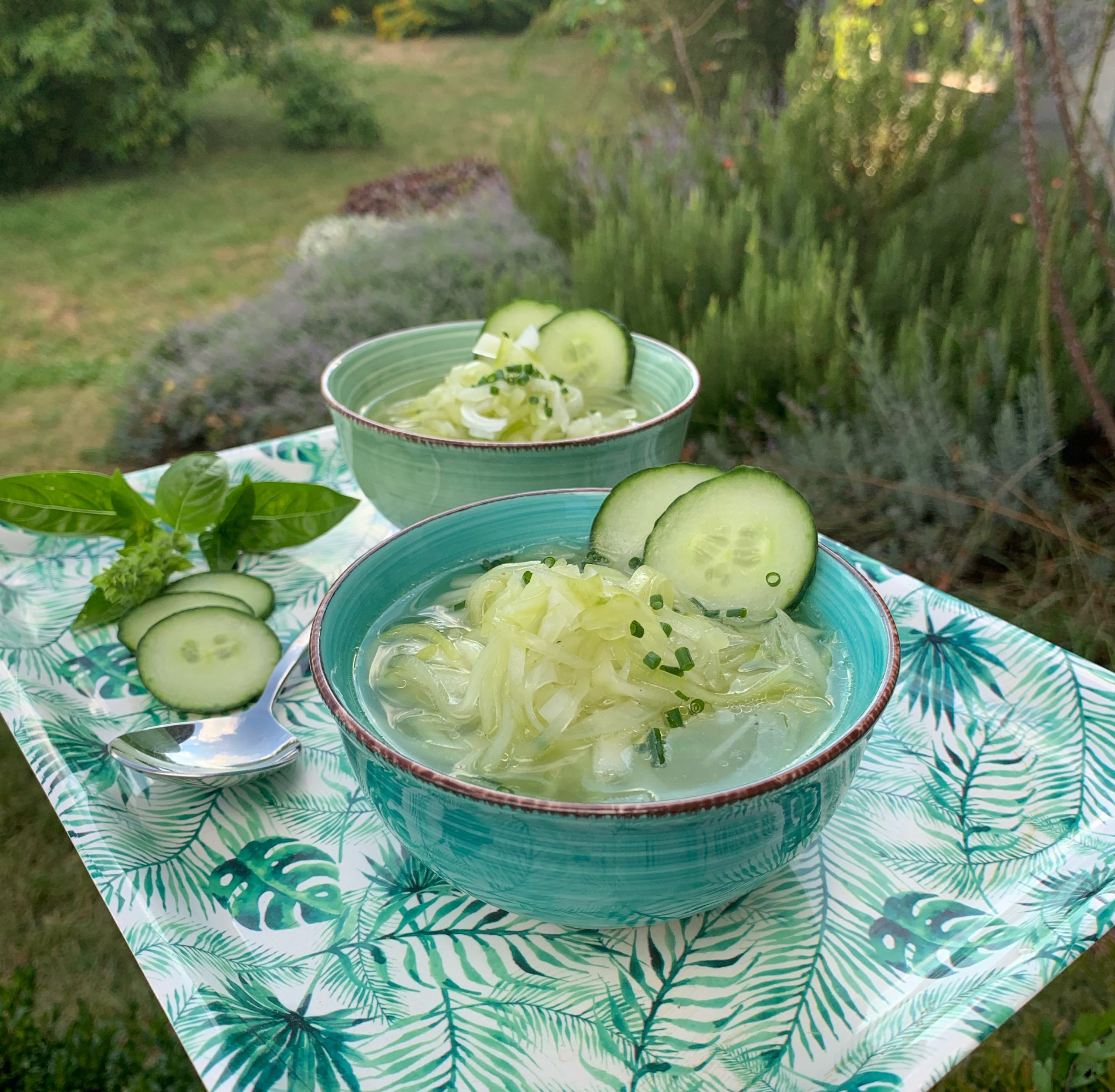 Eingelegter Gurkenraspel-Salat