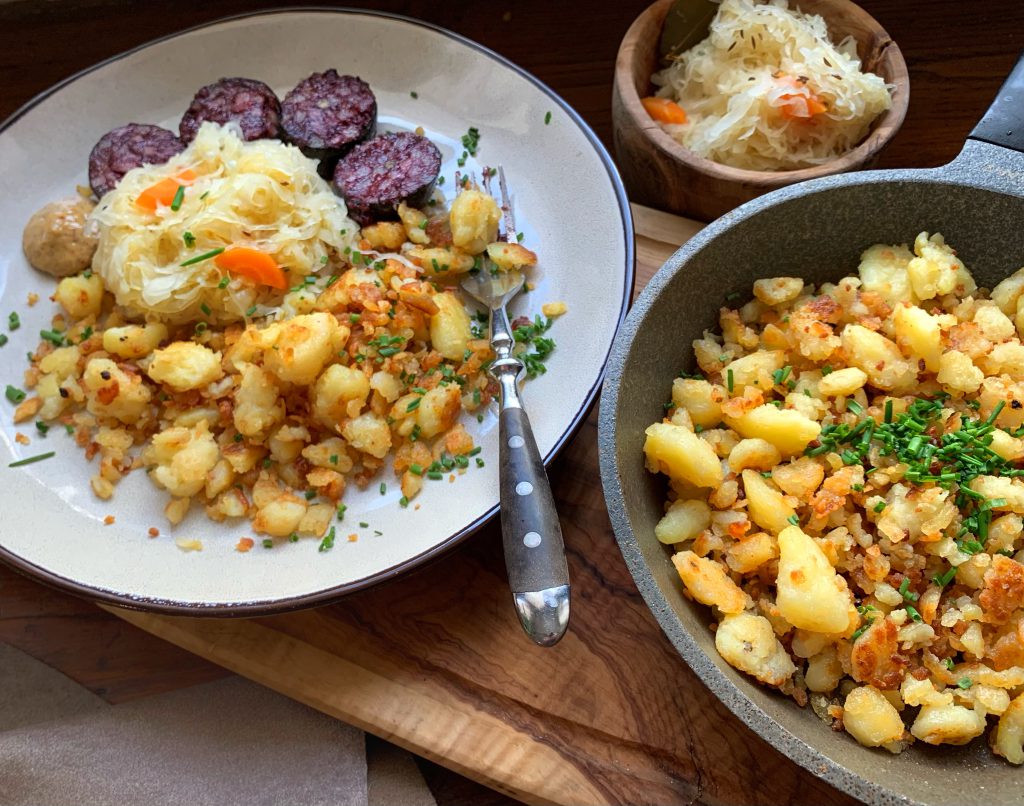 Traditionelle Spezialitäten: Knusprige Kartoffel-Riebele