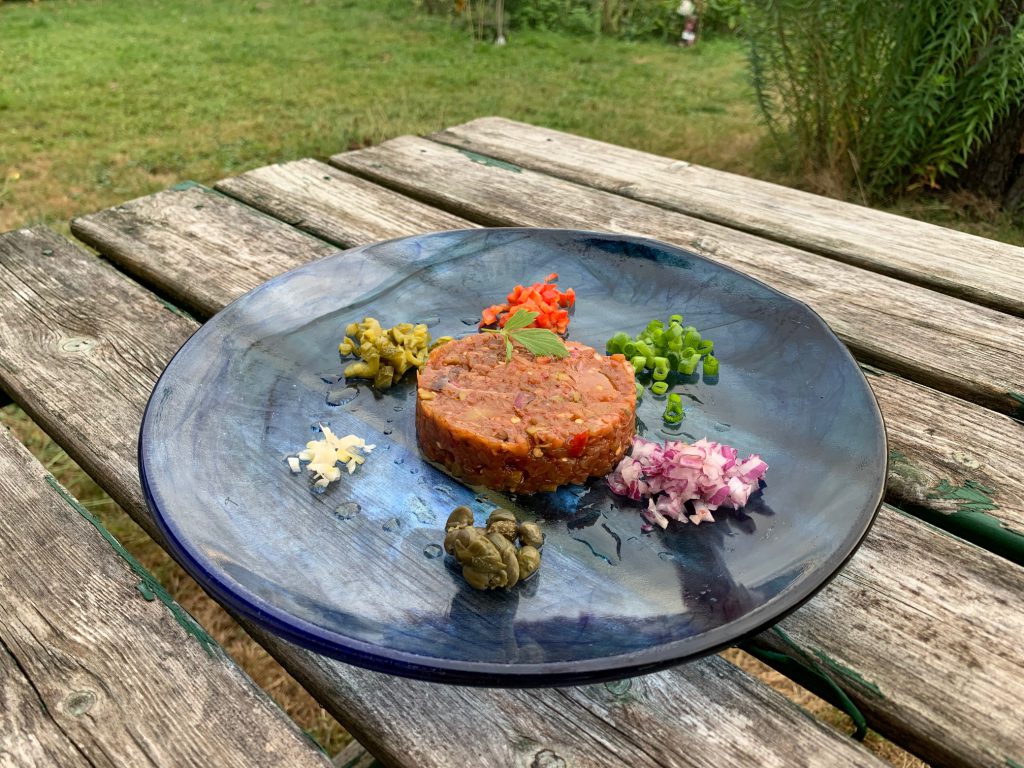 Sommerliches Auberginen Tartar (vegan)