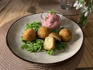 Kartoffel Kroketten Preiselbeeren