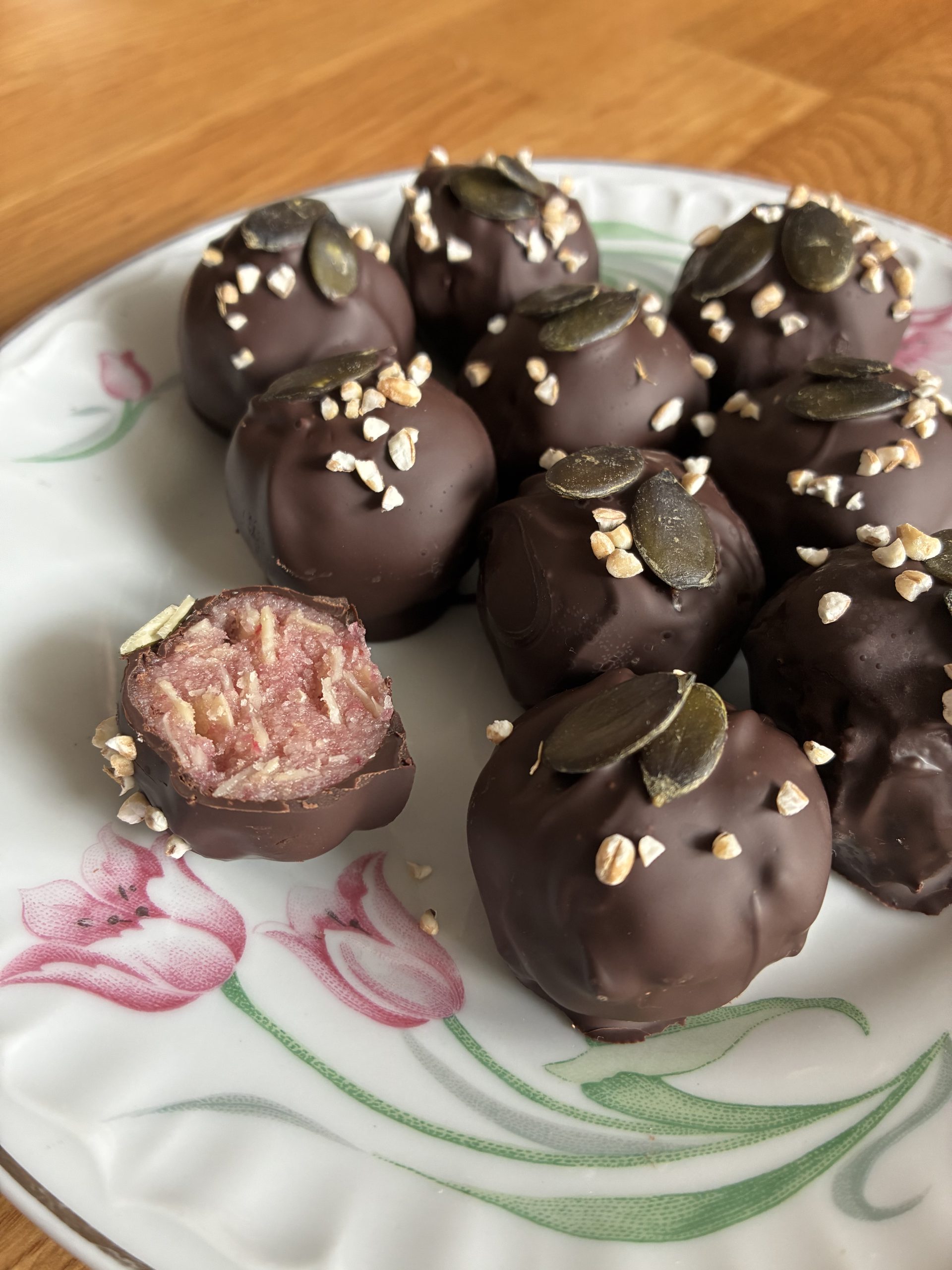 Fruchtige Marzipankugeln